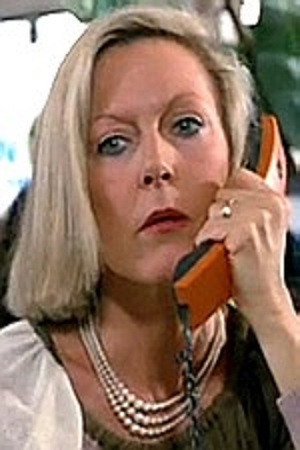 Emmanuelle Parèze portrait