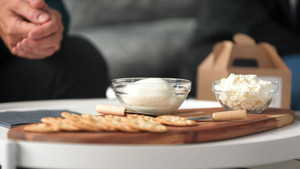 Ça vaut le coût: 10×3 {year} Online En Netflix