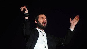 Kasabian - Episode 18