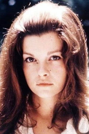 Geneviève Bujold photo