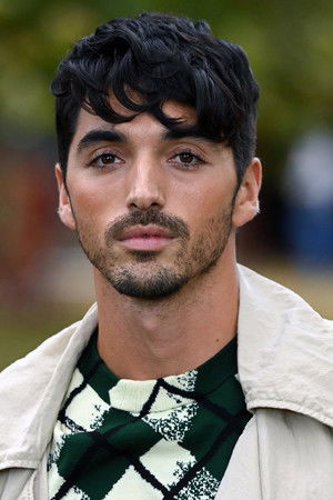 Taylor Zakhar Perez photo