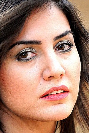 Özlem Balcı portrait