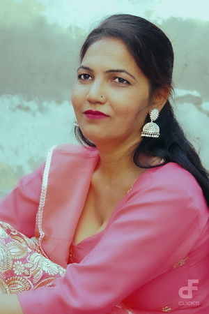 Sarabjit Kaur photo