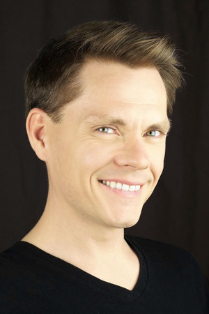 Derick Snow portrait