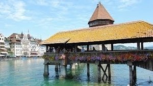 Rick Steves’ Europe: 5×5