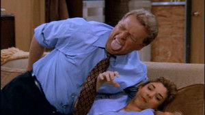 Just Shoot Me!: 2×25