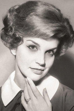 Tônia Carrero portrait