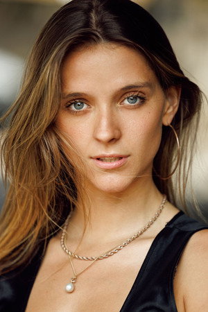 Cara Steele photo 3