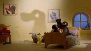 Pingu Pingu's Bedtime Shadows