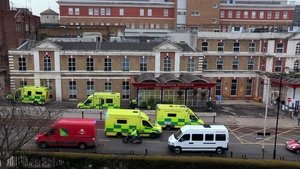 24 Hours in A&E: 6×1
