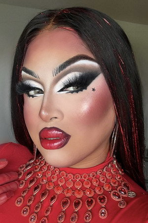 Morphine Love Dion portrait