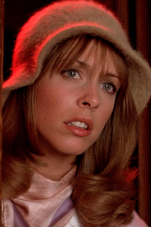 Sandy Farina portrait