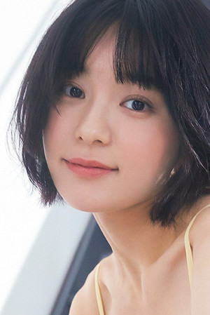 Momoko Arata portrait