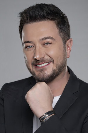 Onur Büyüktopçu portrait