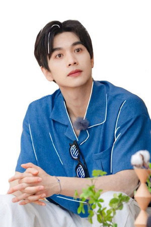 顾振翔 image