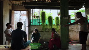 Family Kirana Store: 1×2