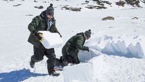 The Amazing Race Canada We Don't Have Time for the Bathroom