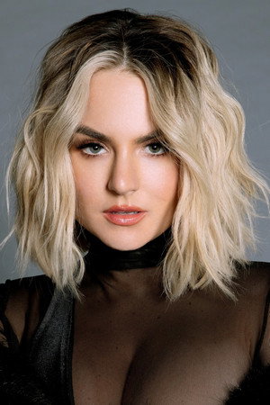 JoJo photo 4