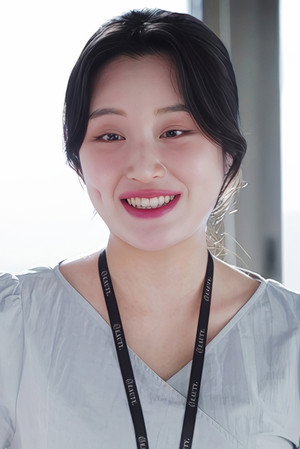 Diễn viên 윤설아