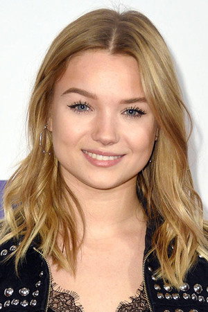 Julia Beautx portrait