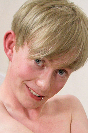 Nickie Smiles portrait