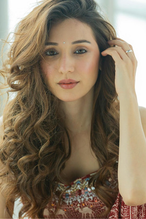 Heli Daruwala portrait