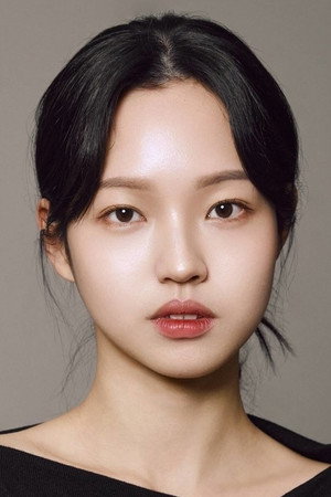 Kim Min-jung portrait