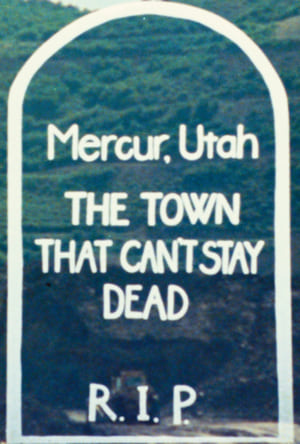 Poster Mercur: The Town that Can't Stay Dead 1983