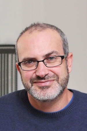 Mark Bomback portrait