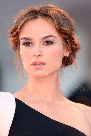 Kasia Smutniak photo