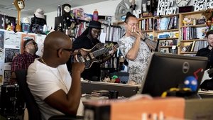 Dave Chappelle Guest Hosts Frédéric Yonnet's Tiny Desk