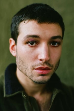 Foto retrato de Ezra Miller