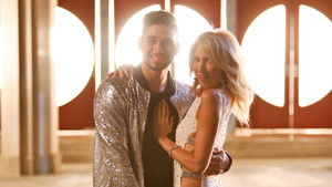 Dancing with the Stars: 25×1