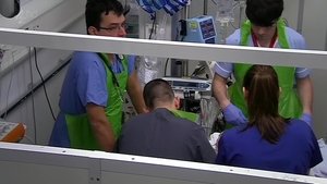 24 Hours in A&E: 4×1