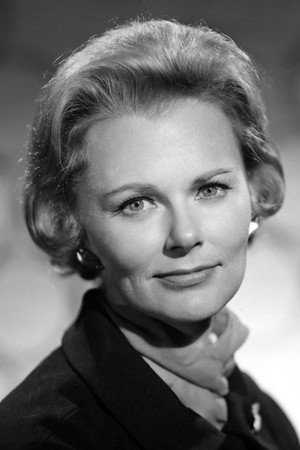 Bethel Leslie portrait