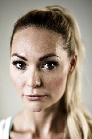 Mascha Vang portrait