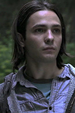 Miles Joris-Peyrafitte portrait