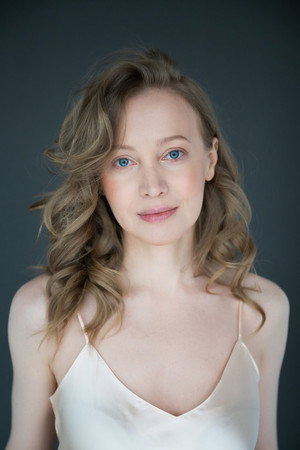 Mila Avgust portrait