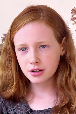 Stella Chestnut portrait