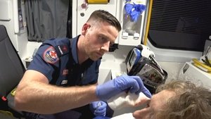 Paramedics Episode 9