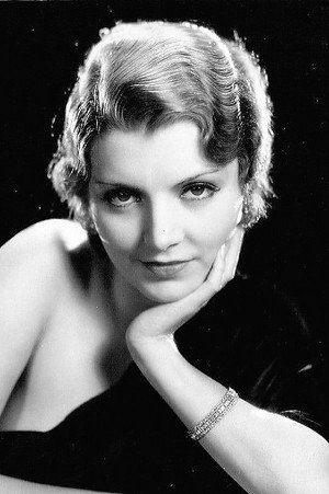 Peggy Shannon portrait