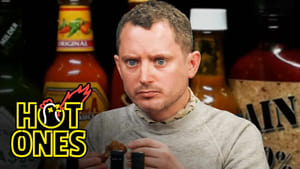 Image Elijah Wood Tastes the Lava of Mount Doom While Eating Spicy Wings