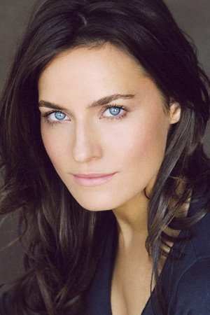 Caitlin Leahy portrait