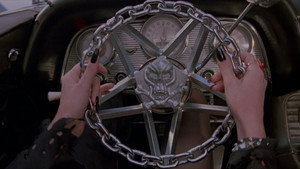 Elvira: Mistress of the Dark movie still 84