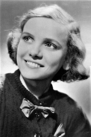 Nova Pilbeam portrait