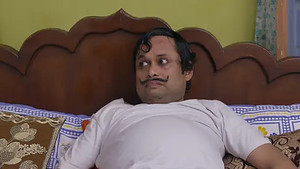 21. Amma is attacked by Happu once again - Happu Ki Ultan Paltan