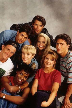 Постер сериала «Мелроуз Плэйс (1992 - 1999)» — (12 из 42)