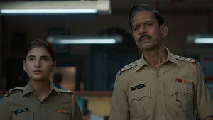 Murder in Mahim: 1×1