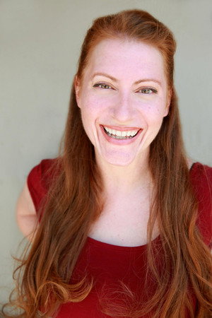 Lara Taillon portrait