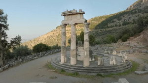 Delphes, nombril du monde